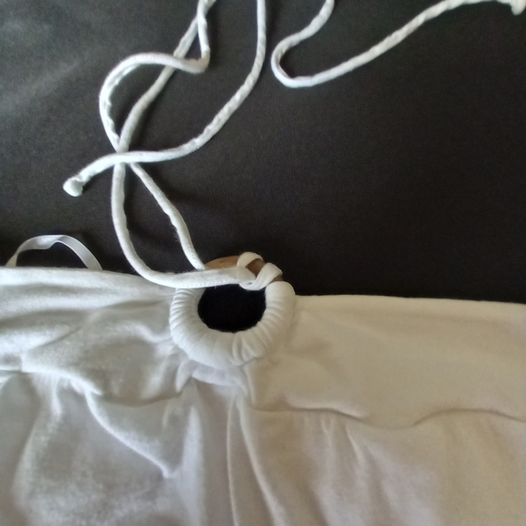 Gap strapless cotton hip summer top wooden with neckties. Medium White - Picture 2 of 4